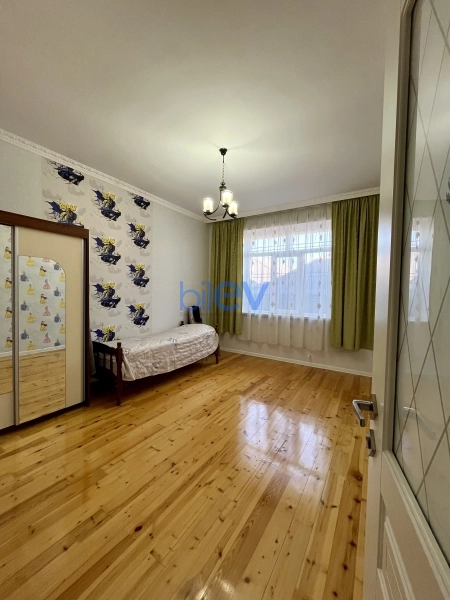 Satış 7 otaqlı Həyət evi  370m², Xırdalan