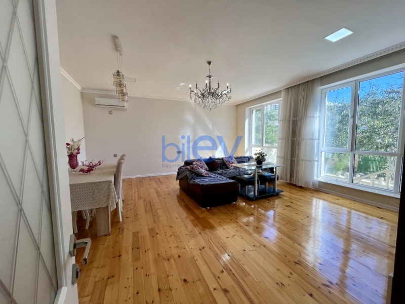 Satış 7 otaqlı Həyət evi  370m², Xırdalan