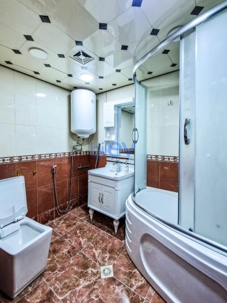 Aylıq Kirayə 2 otaqlı Köhnə Tikili bina evi  52m², Bakı