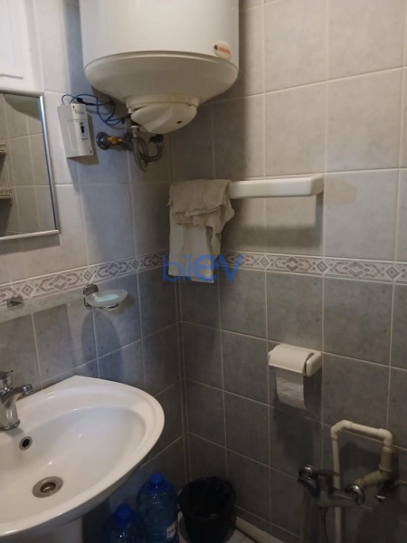 Aylıq Kirayə 2 otaqlı Köhnə Tikili bina evi  90m², Bakı