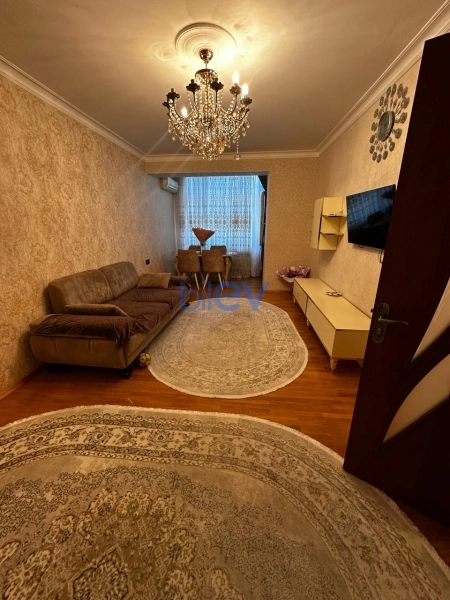 Satış 3 otaqlı Köhnə Tikili bina evi  100m², Bakı