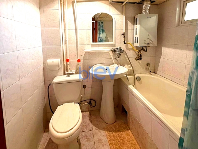 Satış 2 otaqlı Köhnə Tikili bina evi  55m², Bakı