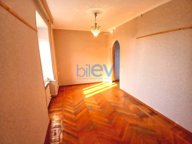 Satış 2 otaqlı Köhnə Tikili bina evi  55m², Bakı
