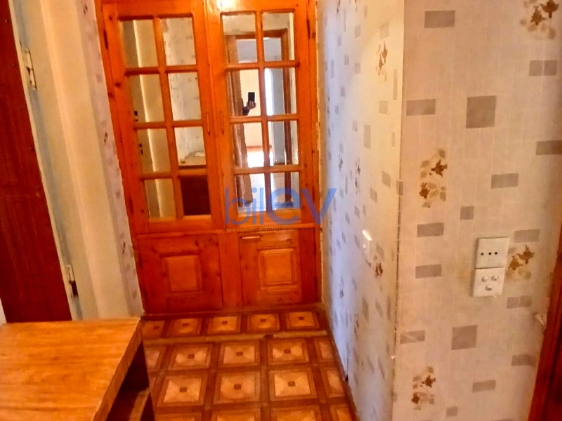 Satış 2 otaqlı Köhnə Tikili bina evi  55m², Bakı