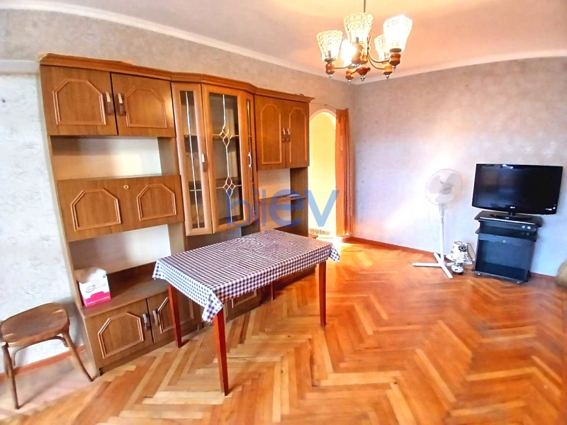 Satış 2 otaqlı Köhnə Tikili bina evi  55m², Bakı