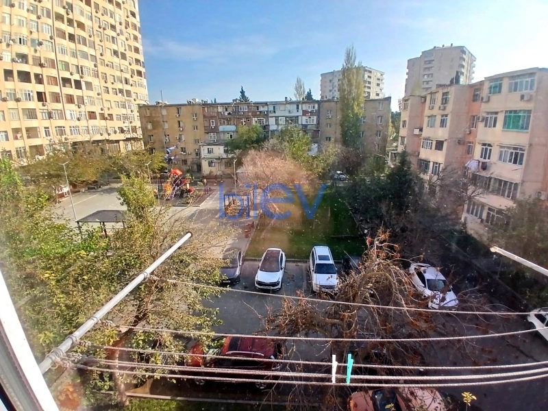 Satış 2 otaqlı Köhnə Tikili bina evi  55m², Bakı