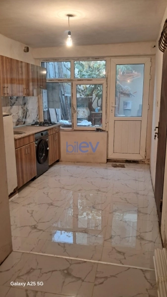 Aylıq Kirayə 3 otaqlı Həyət evi  85m², Bakı