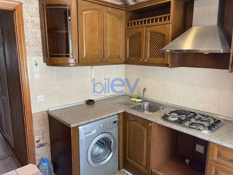 Aylıq Kirayə 2 otaqlı Köhnə Tikili bina evi  65m², Bakı