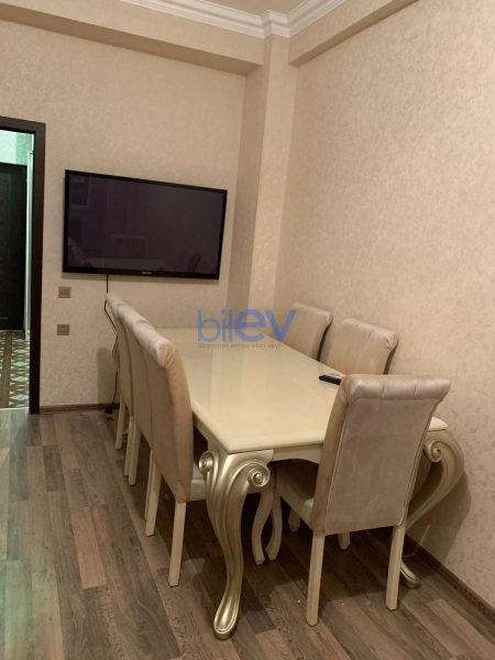 Aylıq Kirayə 2 otaqlı Yeni Tikili bina evi  62m², Bakı