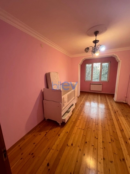 Aylıq Kirayə 2 otaqlı Köhnə Tikili bina evi  65m², Bakı