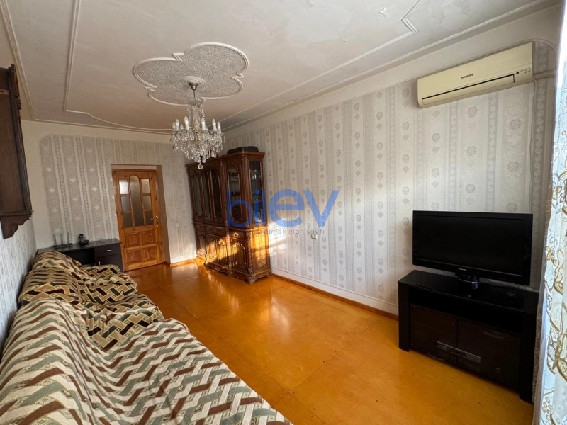 Aylıq Kirayə 3 otaqlı Köhnə Tikili bina evi  65m², Bakı