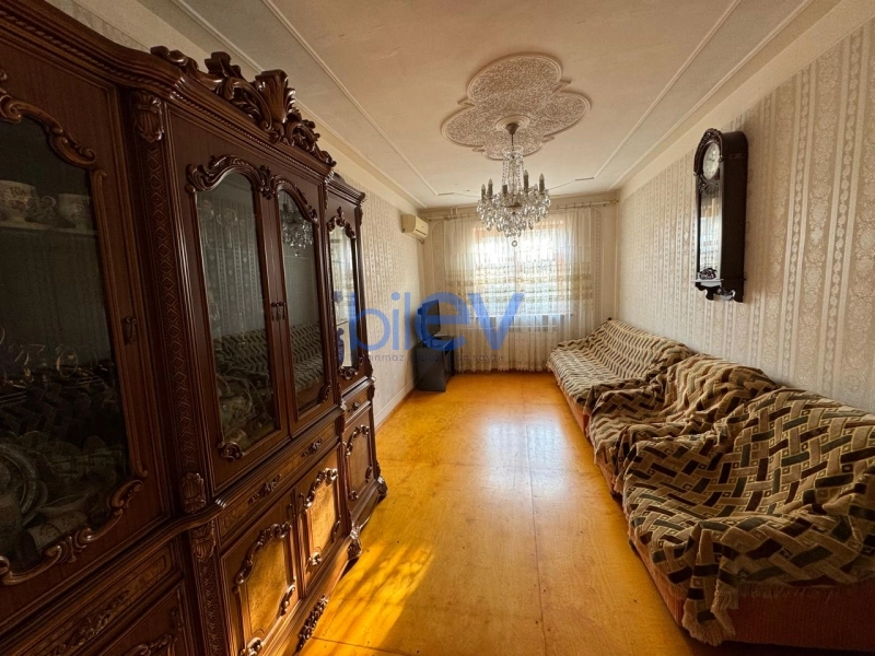 Aylıq Kirayə 3 otaqlı Köhnə Tikili bina evi  65m², Bakı