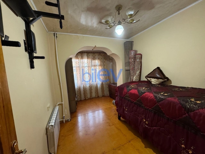 Aylıq Kirayə 3 otaqlı Köhnə Tikili bina evi  65m², Bakı