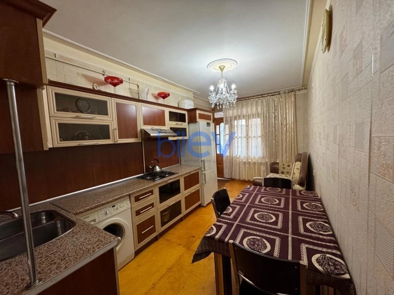 Aylıq Kirayə 3 otaqlı Köhnə Tikili bina evi  65m², Bakı