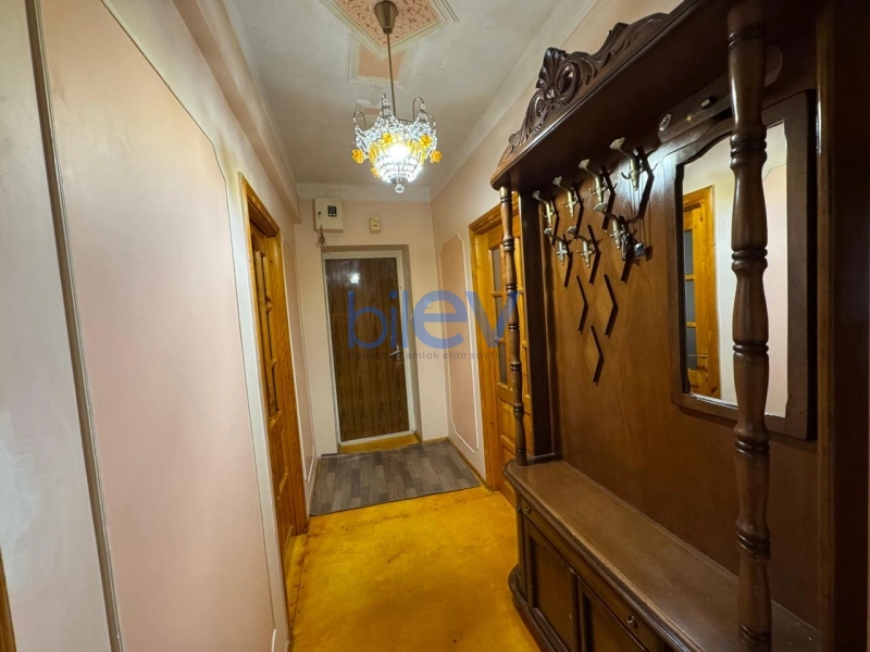 Aylıq Kirayə 3 otaqlı Köhnə Tikili bina evi  65m², Bakı