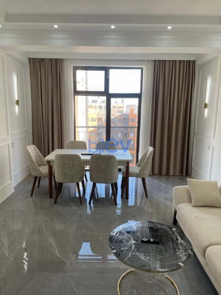 Aylıq Kirayə 1 otaqlı Yeni Tikili bina evi  75m², Bakı