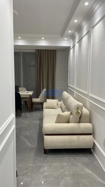 Aylıq Kirayə 1 otaqlı Yeni Tikili bina evi  75m², Bakı