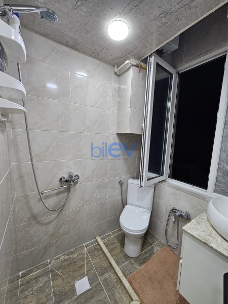 Aylıq Kirayə 1 otaqlı Köhnə Tikili bina evi  30m², Bakı