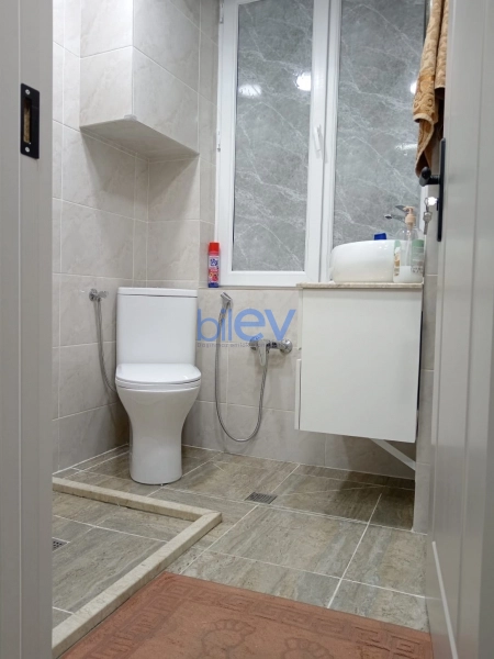 Aylıq Kirayə 1 otaqlı Köhnə Tikili bina evi  30m², Bakı