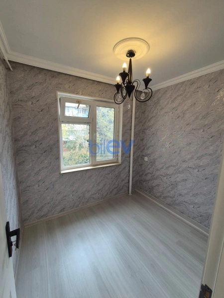 Satış 1 otaqlı Köhnə Tikili bina evi  30m², Bakı