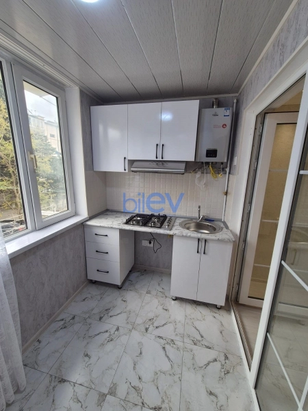 Satış 1 otaqlı Köhnə Tikili bina evi  30m², Bakı
