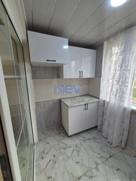 Satış 1 otaqlı Köhnə Tikili bina evi  30m², Bakı