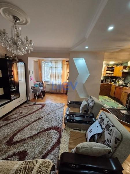 Satış 2 otaqlı Köhnə Tikili bina evi  53m², Bakı