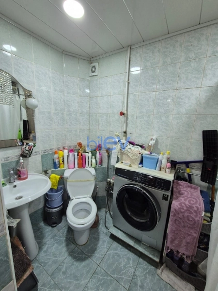Satış 2 otaqlı Köhnə Tikili bina evi  53m², Bakı