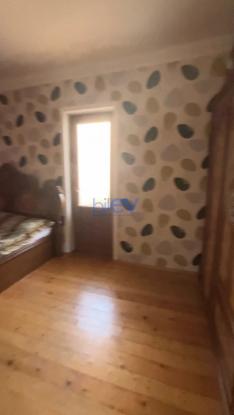 Satış 3 otaqlı Köhnə Tikili bina evi  74m², Bakı