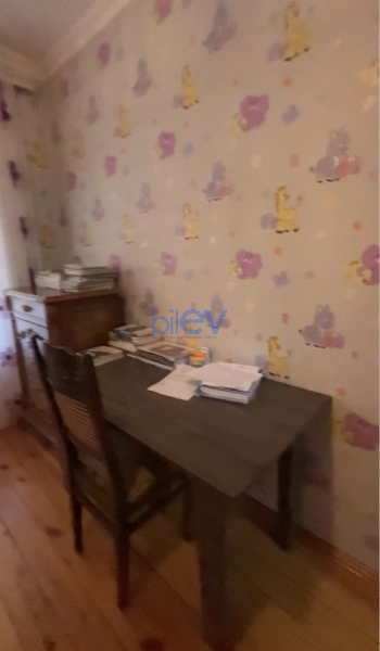 Satış 3 otaqlı Köhnə Tikili bina evi  74m², Bakı