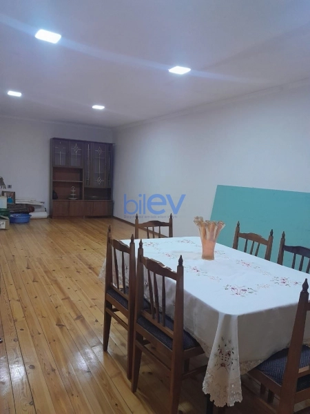 Aylıq Kirayə 3 otaqlı Həyət evi  90m², Bakı