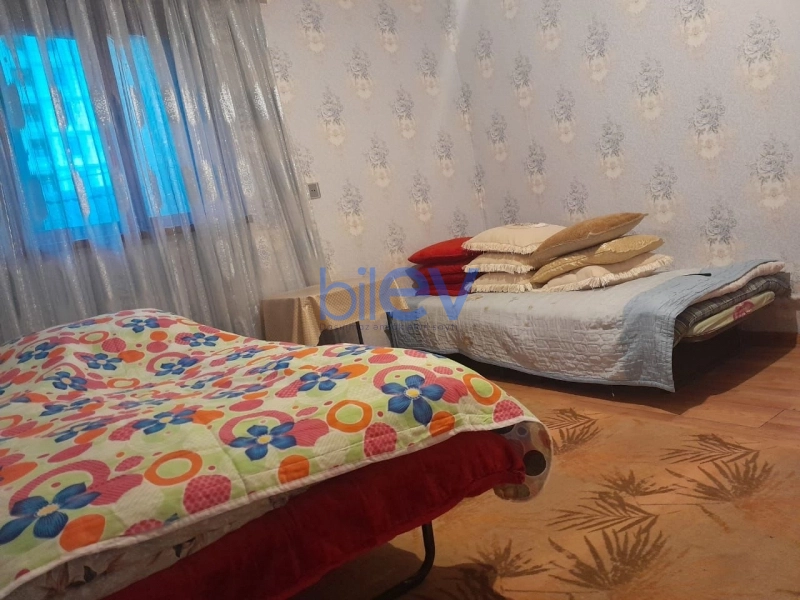 Aylıq Kirayə 3 otaqlı Həyət evi  90m², Bakı