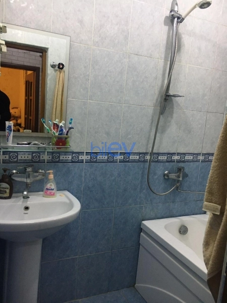 Aylıq Kirayə 2 otaqlı Köhnə Tikili bina evi  60m², Bakı