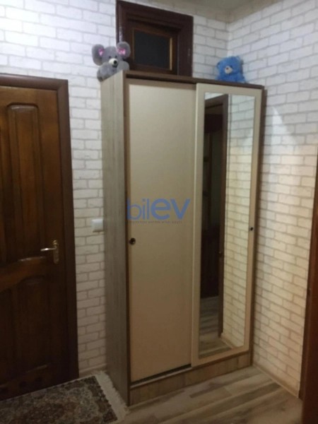 Aylıq Kirayə 2 otaqlı Köhnə Tikili bina evi  60m², Bakı