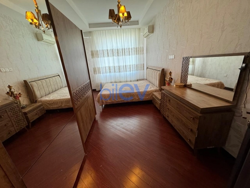 Aylıq Kirayə 2 otaqlı Yeni Tikili bina evi  77m², Bakı