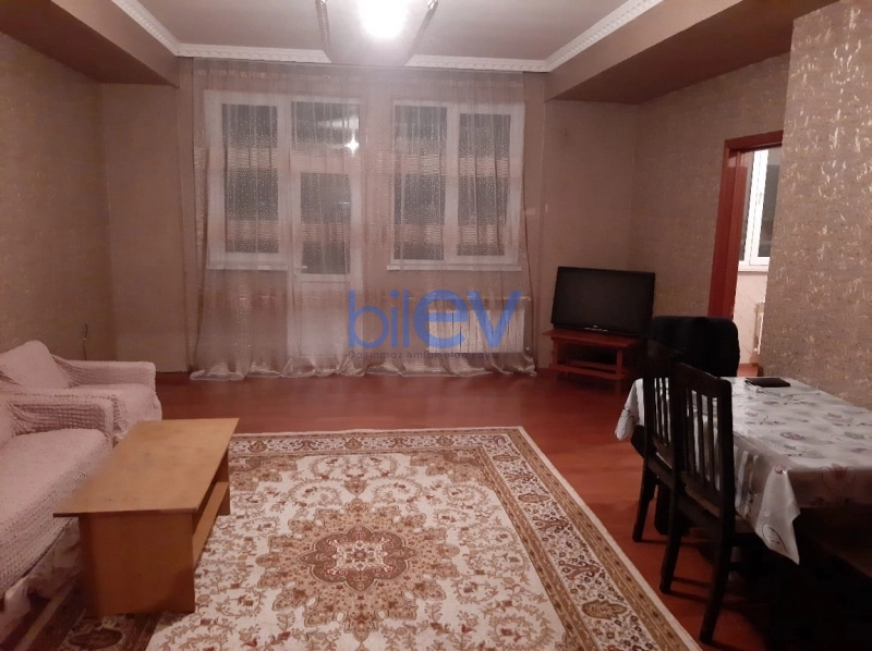 Aylıq Kirayə 2 otaqlı Yeni Tikili bina evi  78m², Bakı