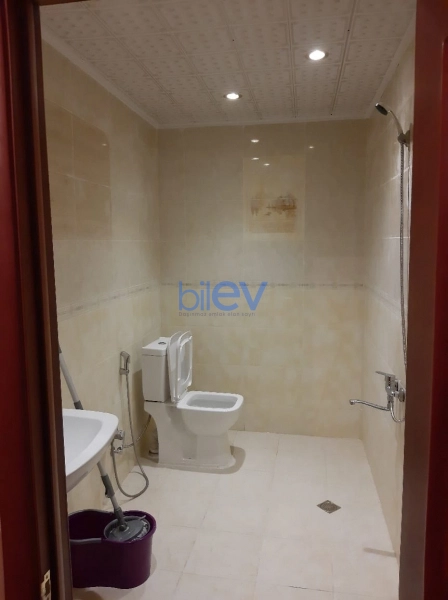 Aylıq Kirayə 2 otaqlı Yeni Tikili bina evi  78m², Bakı