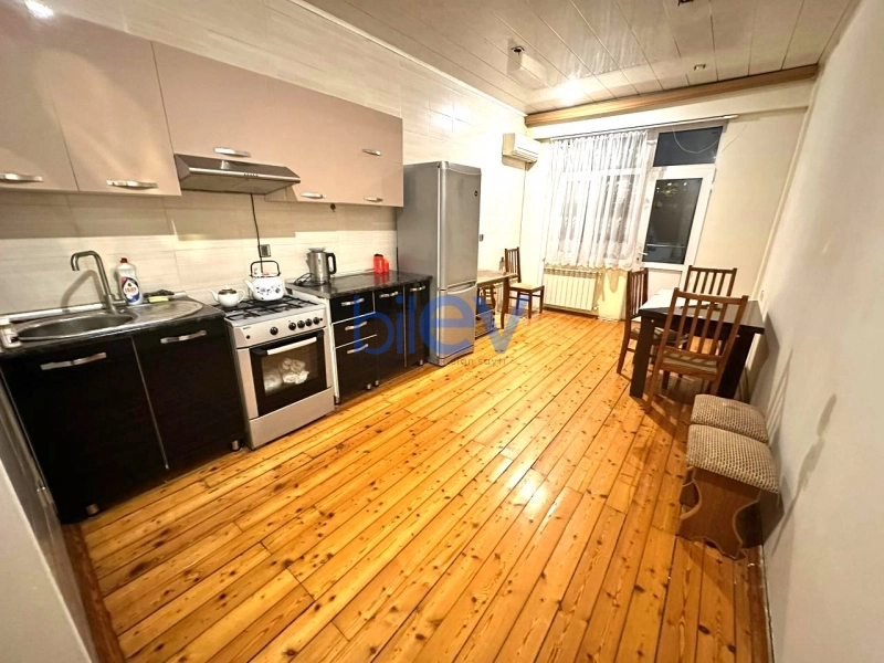 Aylıq Kirayə 2 otaqlı Yeni Tikili bina evi  95m², Bakı