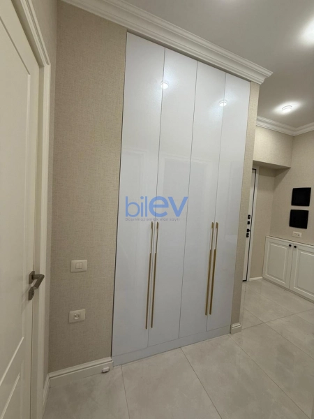 Aylıq Kirayə 3 otaqlı Yeni Tikili bina evi  74m², Bakı