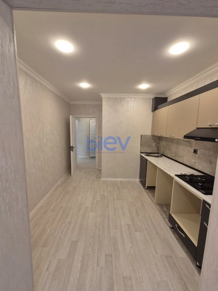 Satış 3 otaqlı Köhnə Tikili bina evi  67m², Bakı