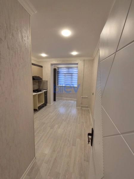 Satış 3 otaqlı Köhnə Tikili bina evi  67m², Bakı