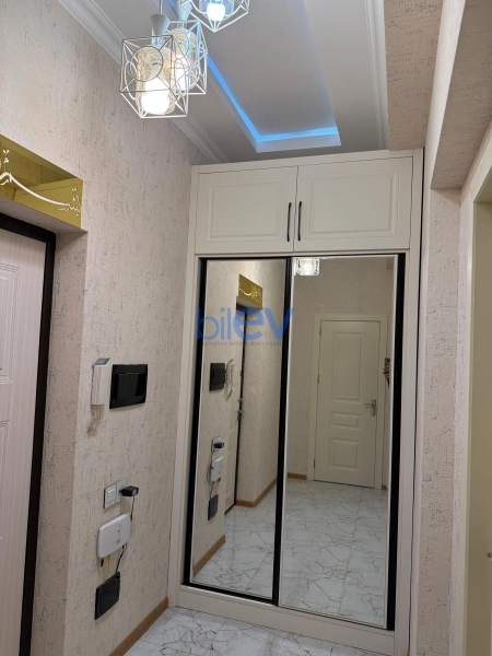 Aylıq Kirayə 2 otaqlı Yeni Tikili bina evi  63m², Bakı