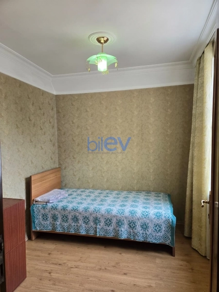Aylıq Kirayə 3 otaqlı Köhnə Tikili bina evi  60m², Bakı