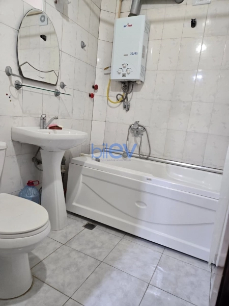 Aylıq Kirayə 3 otaqlı Köhnə Tikili bina evi  60m², Bakı