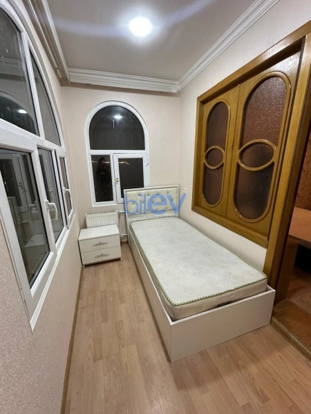 Aylıq Kirayə 3 otaqlı Köhnə Tikili bina evi  50m², Bakı