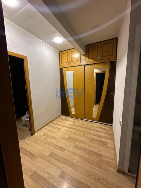 Aylıq Kirayə 3 otaqlı Köhnə Tikili bina evi  50m², Bakı