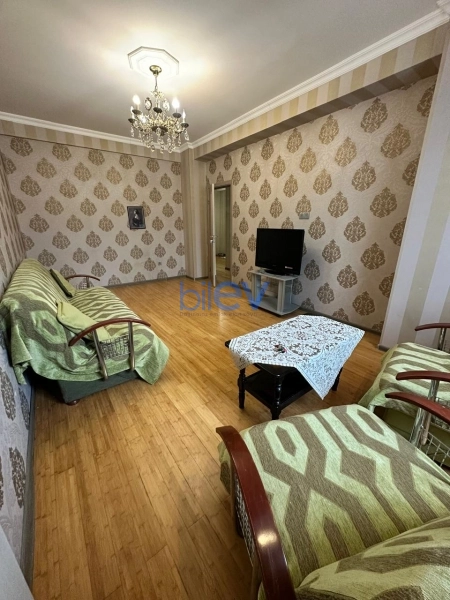 Aylıq Kirayə 2 otaqlı Yeni Tikili bina evi  88m², Bakı