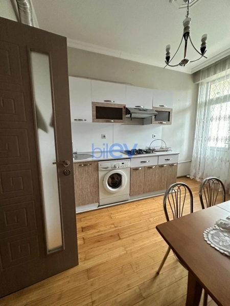 Aylıq Kirayə 2 otaqlı Yeni Tikili bina evi  88m², Bakı