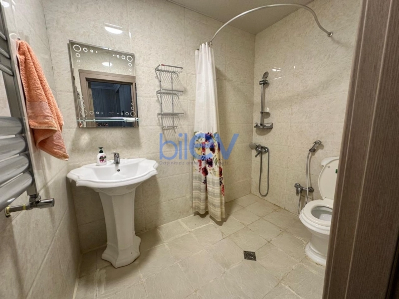 Aylıq Kirayə 2 otaqlı Yeni Tikili bina evi  88m², Bakı