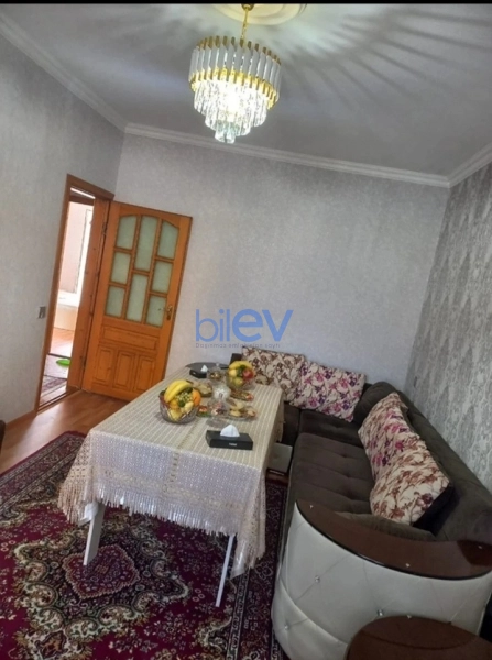 Aylıq Kirayə 2 otaqlı Köhnə Tikili bina evi  65m², Bakı